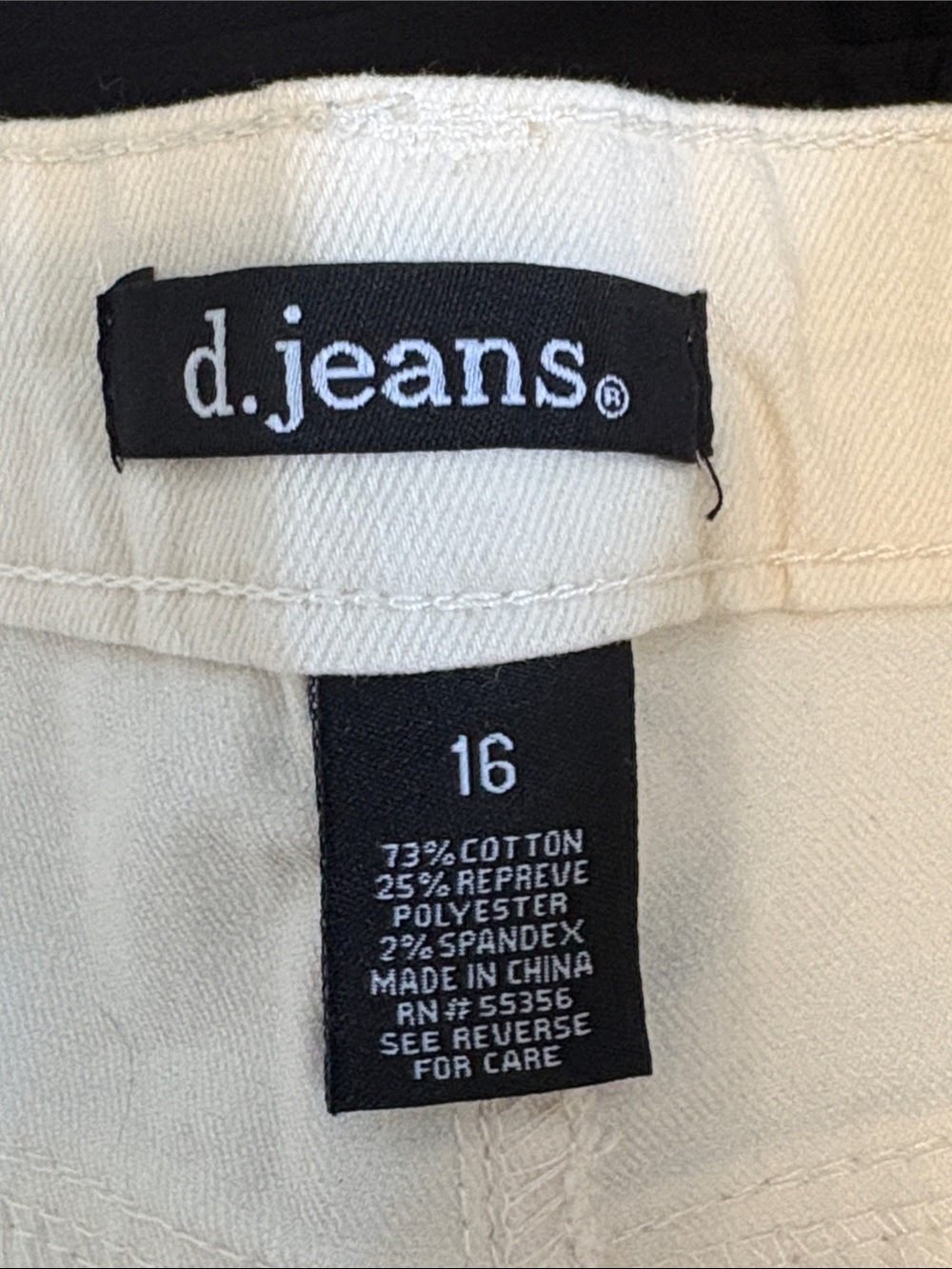 d. jeans Cream High-Waist Twill Shorts - Picture 7 of 7